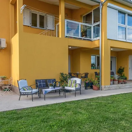 Apartment Beautiful In Labin With Wi-fi