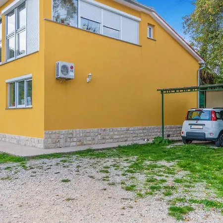 Beautiful In Labin With Wi-fi Apartment *