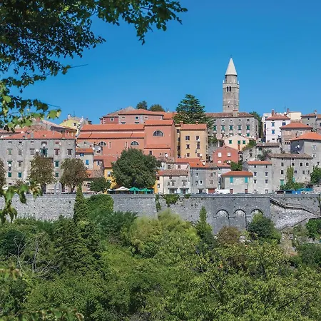 Beautiful In Labin With Wi-fi Apartment *